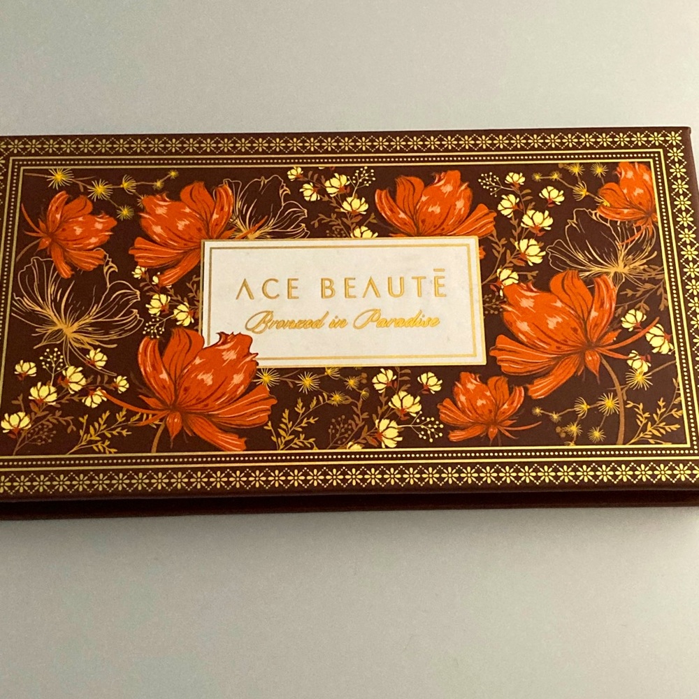 Ace Beaute Contour and Bronzer Palette